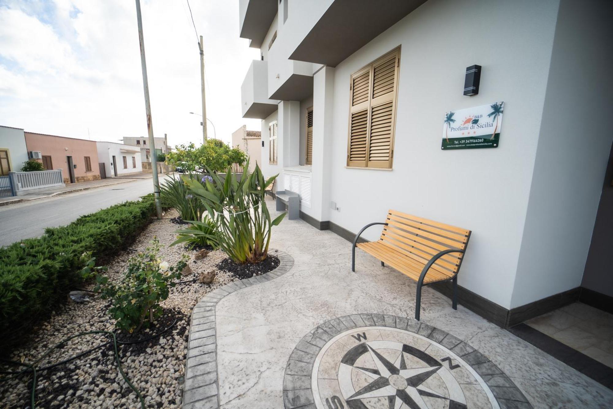 B&B Profumi Di Sicilia Valderice Kültér fotó